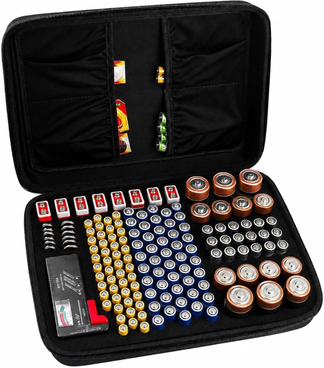 Comecase hard-shell battery storage case with tester