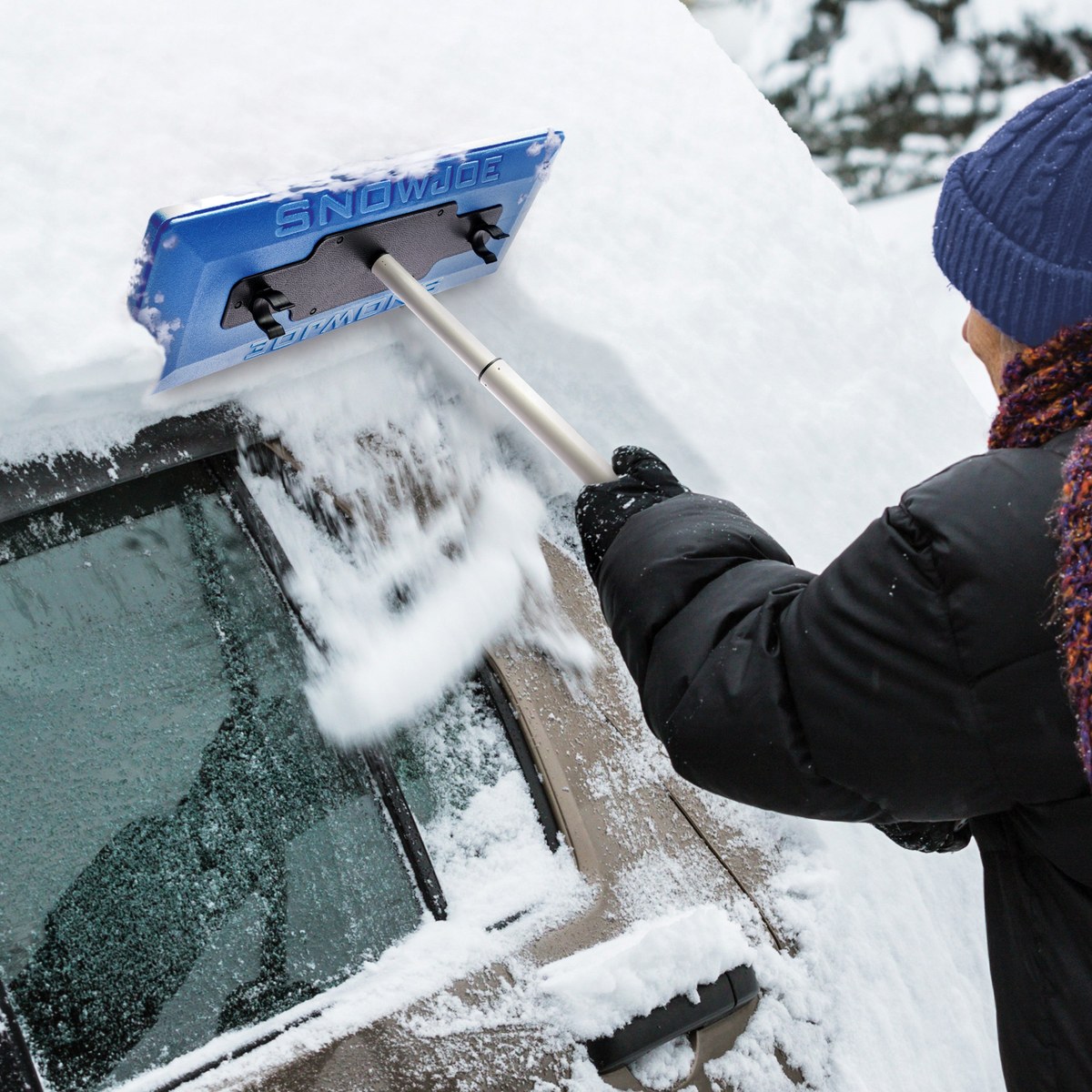 Winter Car Emergency Kit Checklist: What to Keep in Your Car